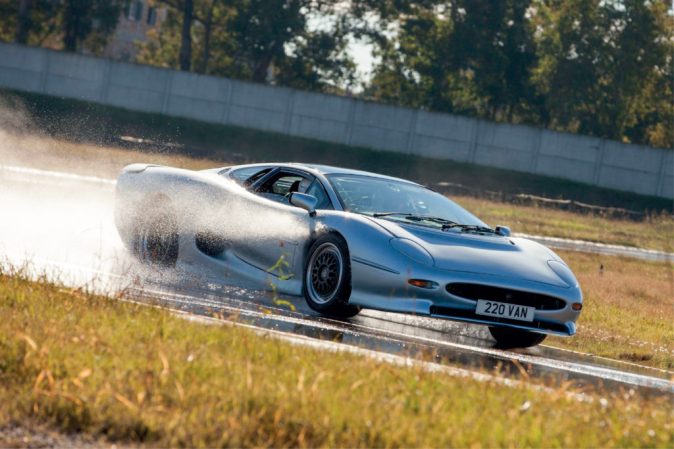 BS_Jaguard XJ220